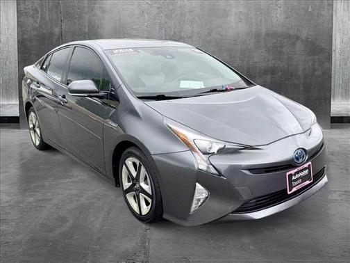 2016 Toyota Prius Three Touring