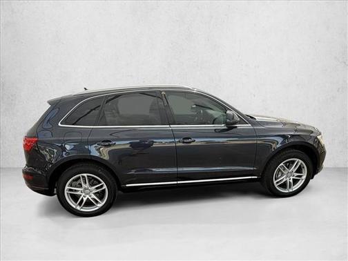 Brilliant Black [B 2013 Audi Q5 2.0T Premium Plus