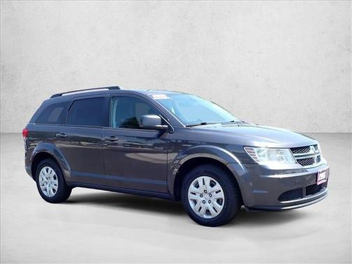 Granite Pearlcoat 2018 Dodge Journey SE