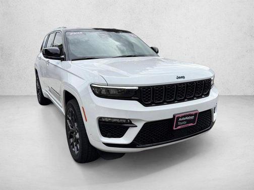 Bright White Clearcoat 2023 Jeep Grand Cherokee 4xe Summit