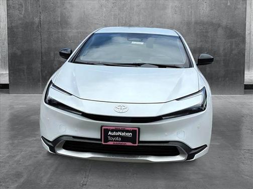 2025 Toyota Prius L