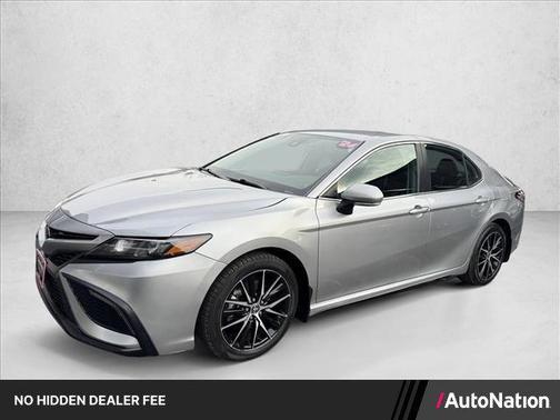 Celestial Silver Metallic 2024 Toyota Camry SE