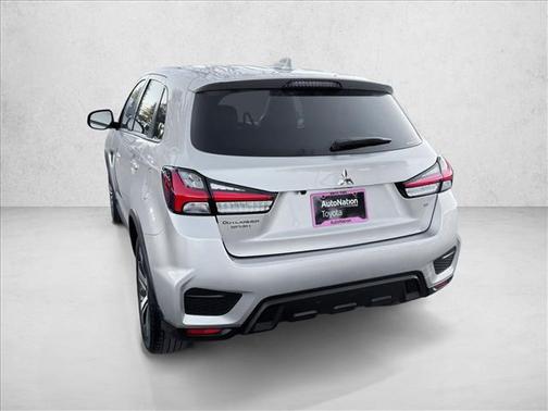 2024 Mitsubishi Outlander Sport SE