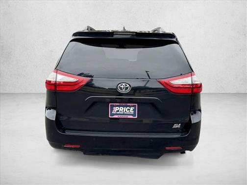 Midnight Black Metallic 2019 Toyota Sienna XLE Premium
