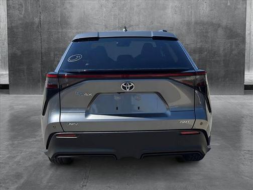 2025 Toyota bZ4X XLE