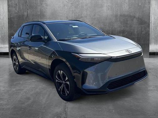 2025 Toyota bZ4X XLE
