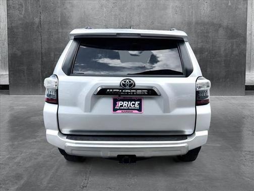 2024 Toyota 4Runner TRD Off Road