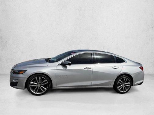 Silver Ice Metallic 2020 Chevrolet Malibu FWD LT