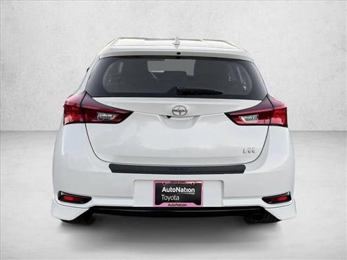 2016 Scion iM 5dr HB Man