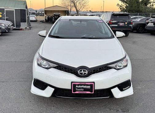 2016 Scion iM 5dr HB Man