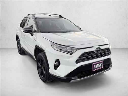 2021 Toyota RAV4 Hybrid SE
