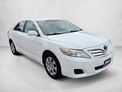 Super White 2011 Toyota Camry LE