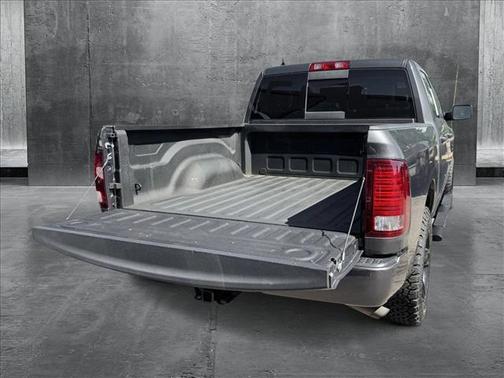 2018 RAM 1500 Night Crew Cab 4x4 5'7' Box