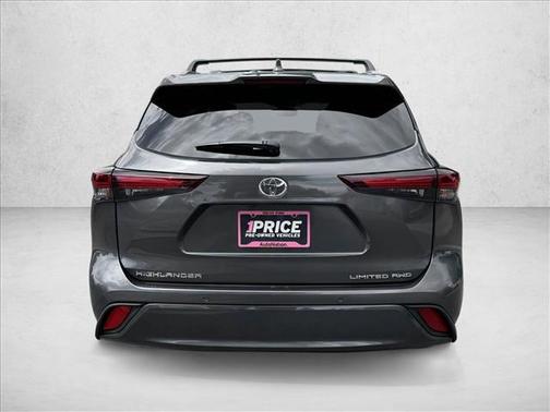 Magnetic Gray Metallic 2025 Toyota Highlander Limited