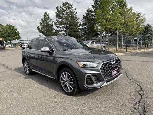 Chronos Gray Metallic 2025 Audi SQ5 3.0T Premium Plus
