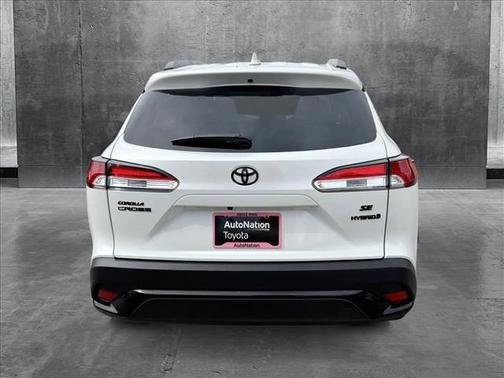 2024 Toyota Corolla Hybrid SE