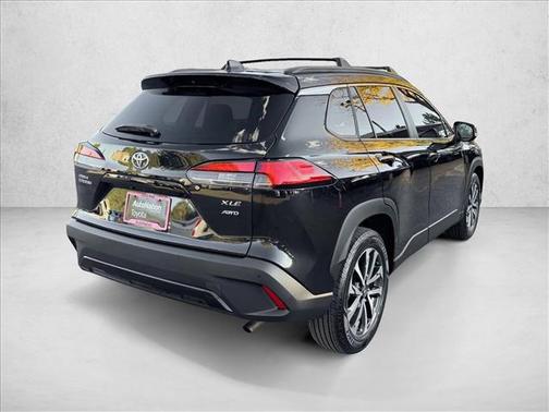 2025 Toyota Corolla Cross XLE
