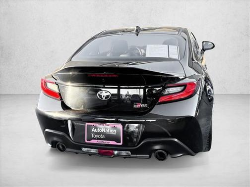 2024 Toyota GR86 Premium