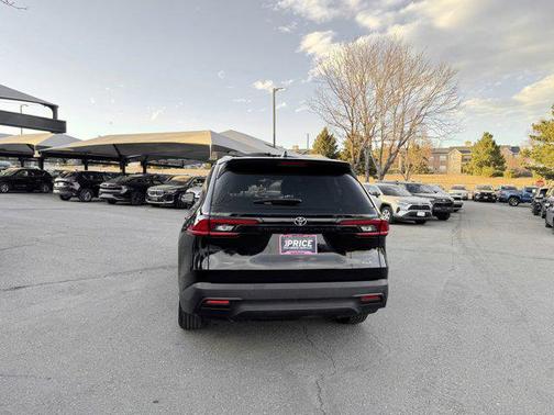 2025 Toyota Grand Highlander XLE