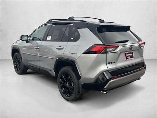 2025 Toyota RAV4 Hybrid SE