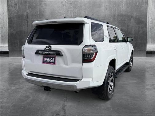 2024 Toyota 4Runner TRD Off Road