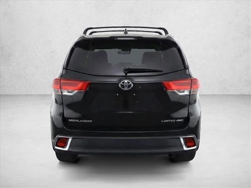 Midnight Black Metallic 2019 Toyota Highlander Limited