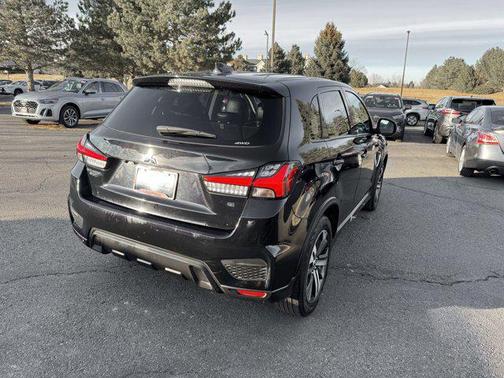 2024 Mitsubishi Outlander Sport SE