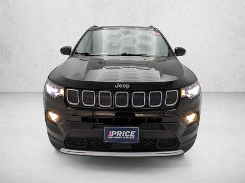 Diamond Black Crystal Pearlcoat 2022 Jeep Compass Limited