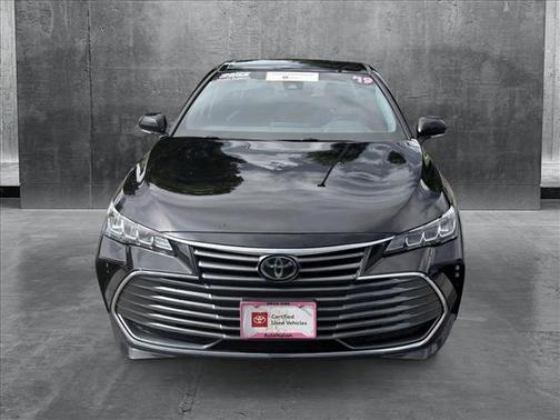 2019 Toyota Avalon XLE
