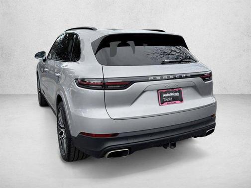 Dolomite Silver Metallic 2020 Porsche Cayenne Cayenne