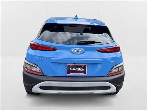 2022 Hyundai KONA SE