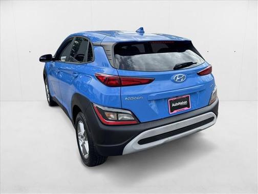 2022 Hyundai KONA SE