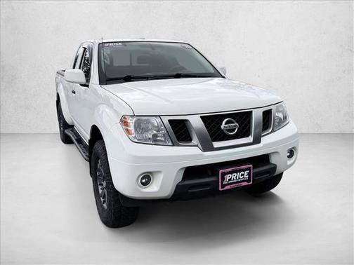 Glacier White 2018 Nissan Frontier SV