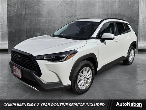 2024 Toyota Corolla Cross LE