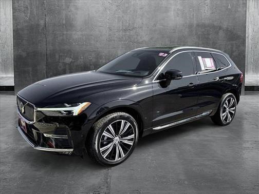 2023 Volvo XC60 B5 Plus Bright Theme