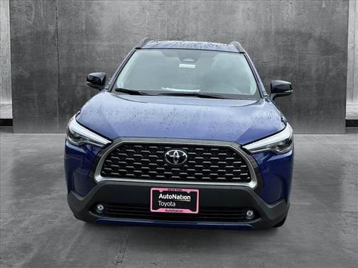 2025 Toyota Corolla Cross XLE