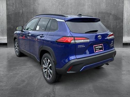 2025 Toyota Corolla Cross XLE