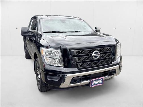 2021 Nissan Titan SV