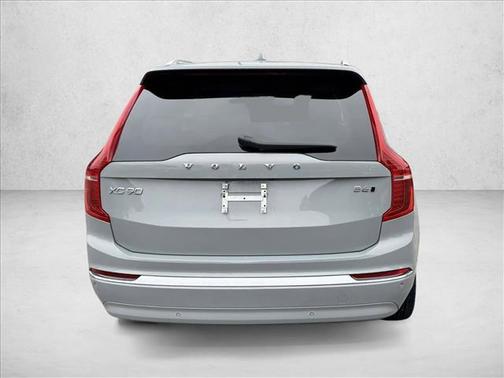 2024 Volvo XC90 B6 Plus Bright Theme 7-Seater