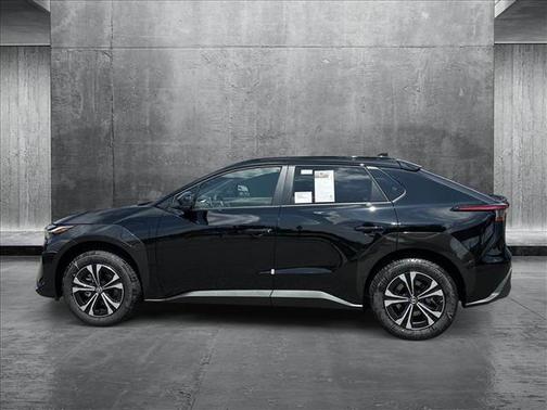 2025 Toyota bZ4X XLE