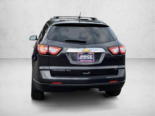 2017 Chevrolet Traverse 2LT