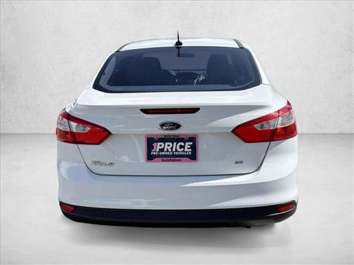 Oxford White 2012 Ford Focus SE