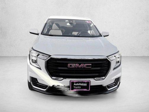 Summit White 2024 GMC Terrain SLE