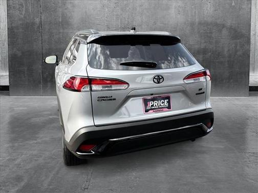 2024 Toyota Corolla Hybrid SE