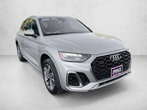 Florett Silver Metallic 2023 Audi Q5 45 S line Premium Plus