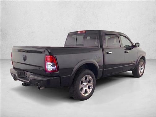 Diamond Black Crystal Pearlcoat 2019 RAM 1500 Big Horn