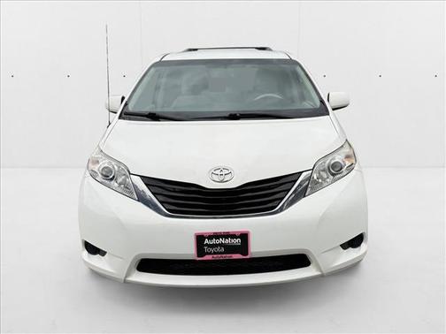 2013 Toyota Sienna LE