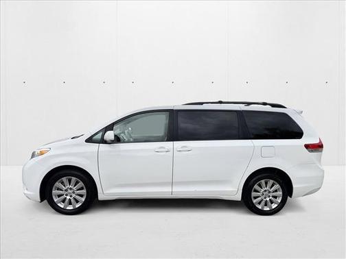 2013 Toyota Sienna LE