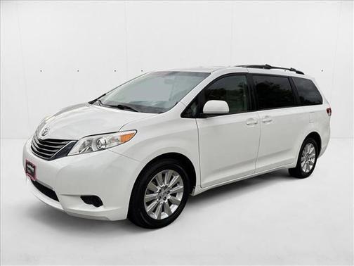 2013 Toyota Sienna LE