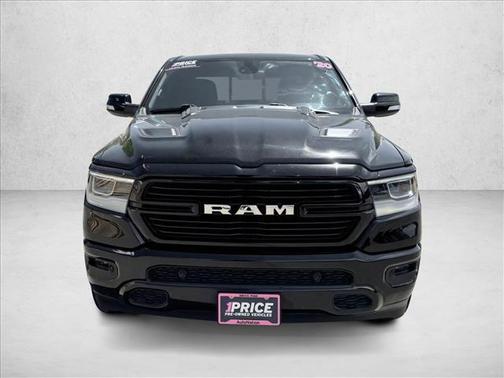 Diamond Black Crystal Pearlcoat 2020 RAM 1500 Laramie